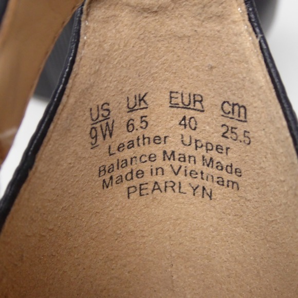 NEW Naturalizer Pearlyn Black Leather Platform Ankle Strap Block Heels 9W - Picture 7 of 8